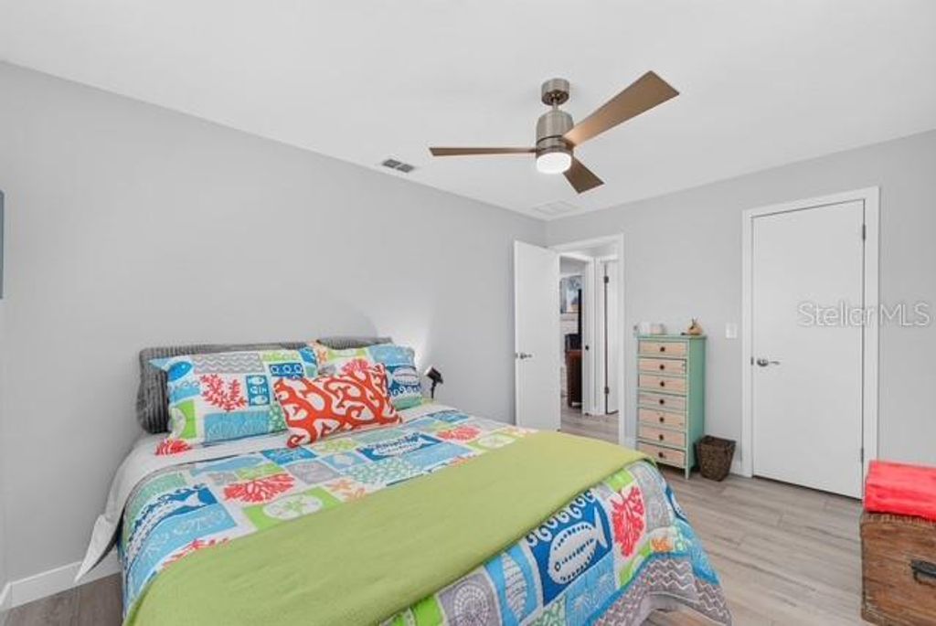 Image 34 of property listing at 1321 CARLTON STREET, Longwood, FL 32750