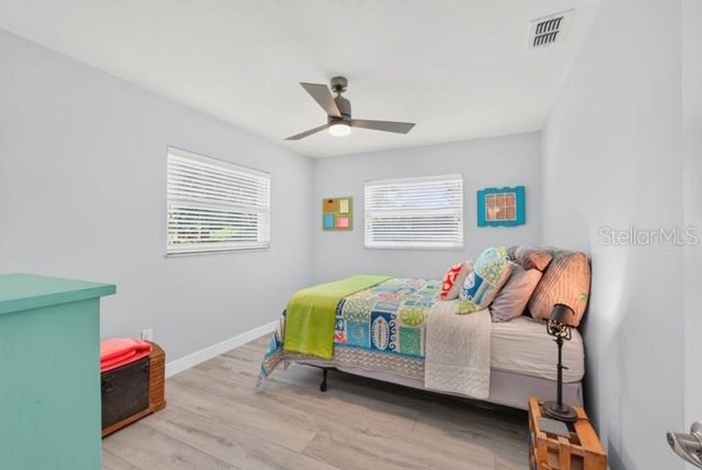 Image 35 of property listing at 1321 CARLTON STREET, Longwood, FL 32750