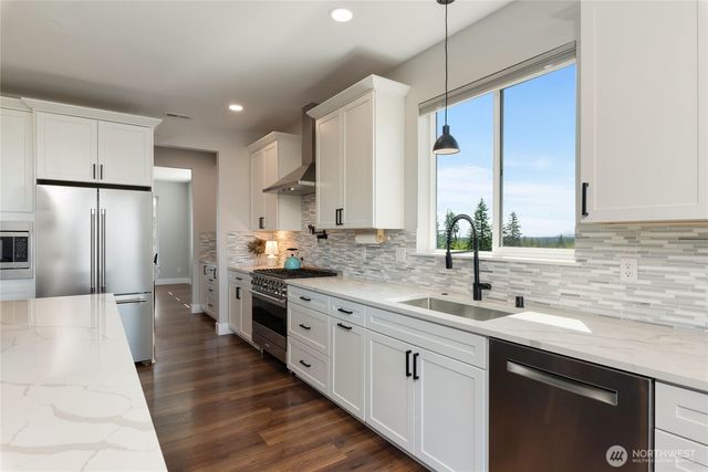 381 E Benson Ridge Road, Grapeview, WA 98546