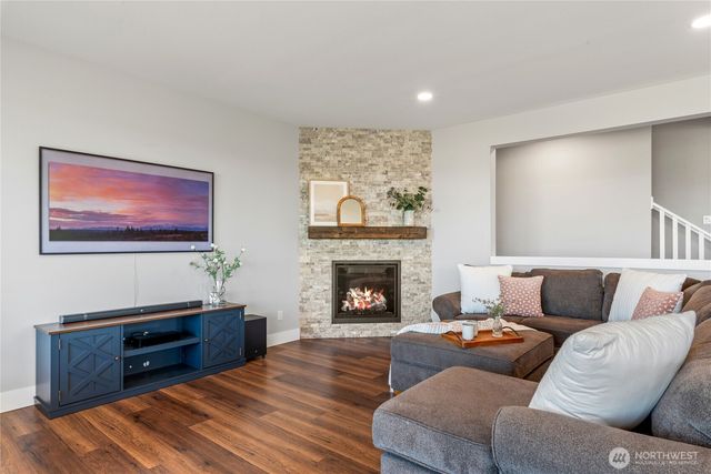 381 E Benson Ridge Road, Grapeview, WA 98546