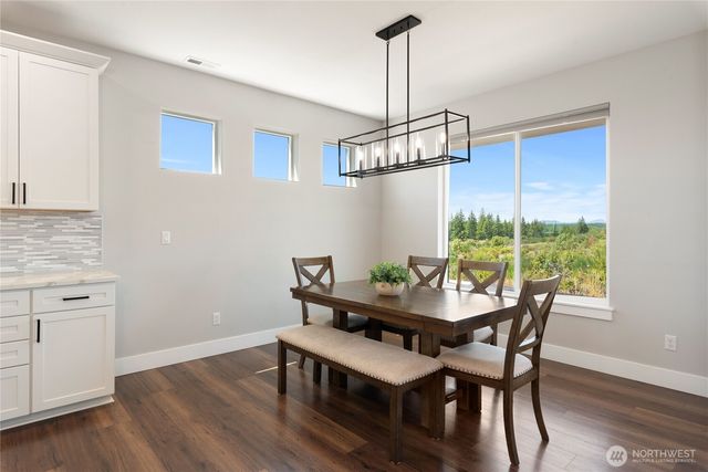 381 E Benson Ridge Road, Grapeview, WA 98546