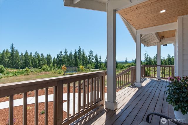 381 E Benson Ridge Road, Grapeview, WA 98546