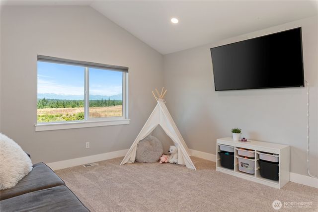 381 E Benson Ridge Road, Grapeview, WA 98546