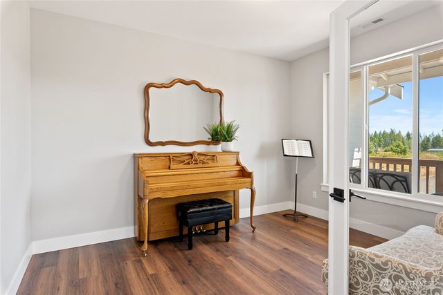 381 E Benson Ridge Road, Grapeview, WA 98546