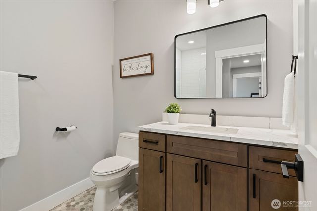 381 E Benson Ridge Road, Grapeview, WA 98546