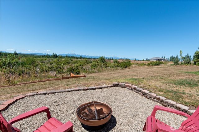 381 E Benson Ridge Road, Grapeview, WA 98546