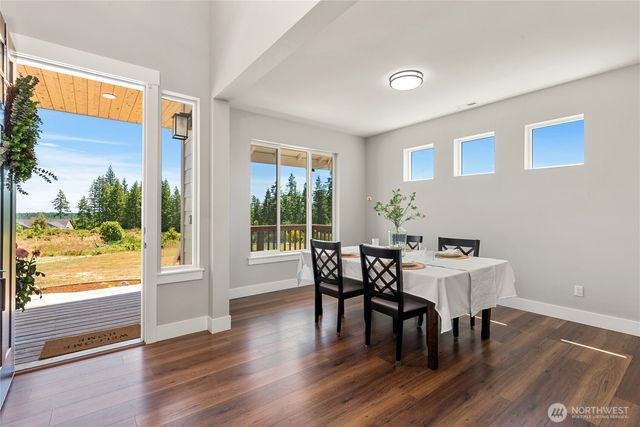 381 E Benson Ridge Road, Grapeview, WA 98546