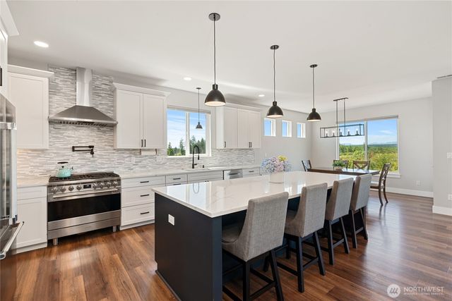 381 E Benson Ridge Road, Grapeview, WA 98546