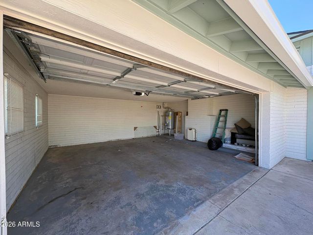 121 E SANTA CRUZ Drive, Tempe, AZ 85282