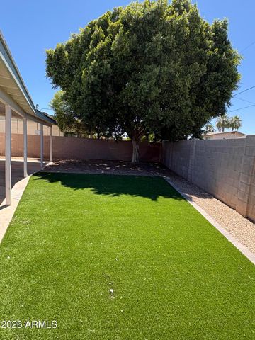 121 E SANTA CRUZ Drive, Tempe, AZ 85282