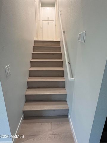 121 E SANTA CRUZ Drive, Tempe, AZ 85282