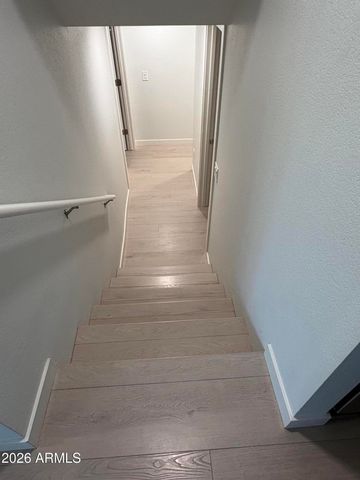 121 E SANTA CRUZ Drive, Tempe, AZ 85282