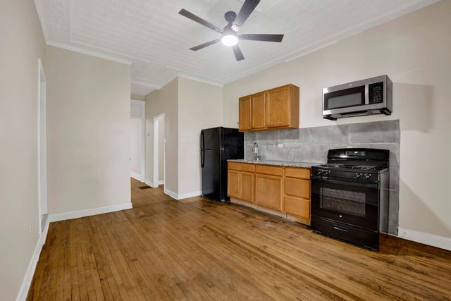 614 S Loomis Street 1, Chicago, IL 60607