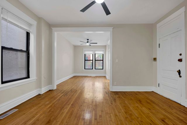 614 S Loomis Street 1, Chicago, IL 60607