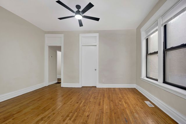 614 S Loomis Street 1, Chicago, IL 60607