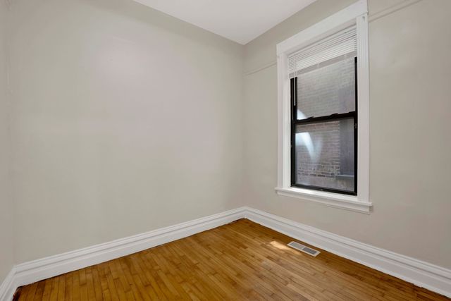 614 S Loomis Street 1, Chicago, IL 60607