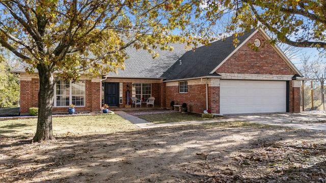 831 Union Hill Road, Ennis, TX 75119