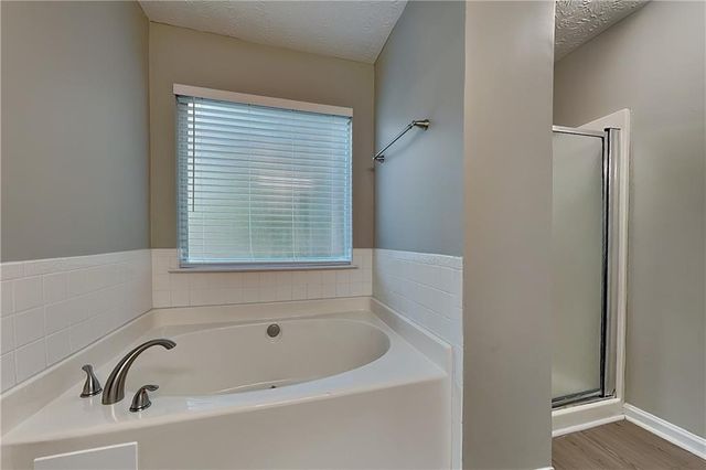 3975 Crestwater Lane, Snellville, GA 30039