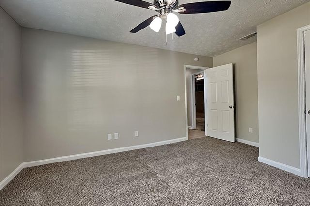 3975 Crestwater Lane, Snellville, GA 30039
