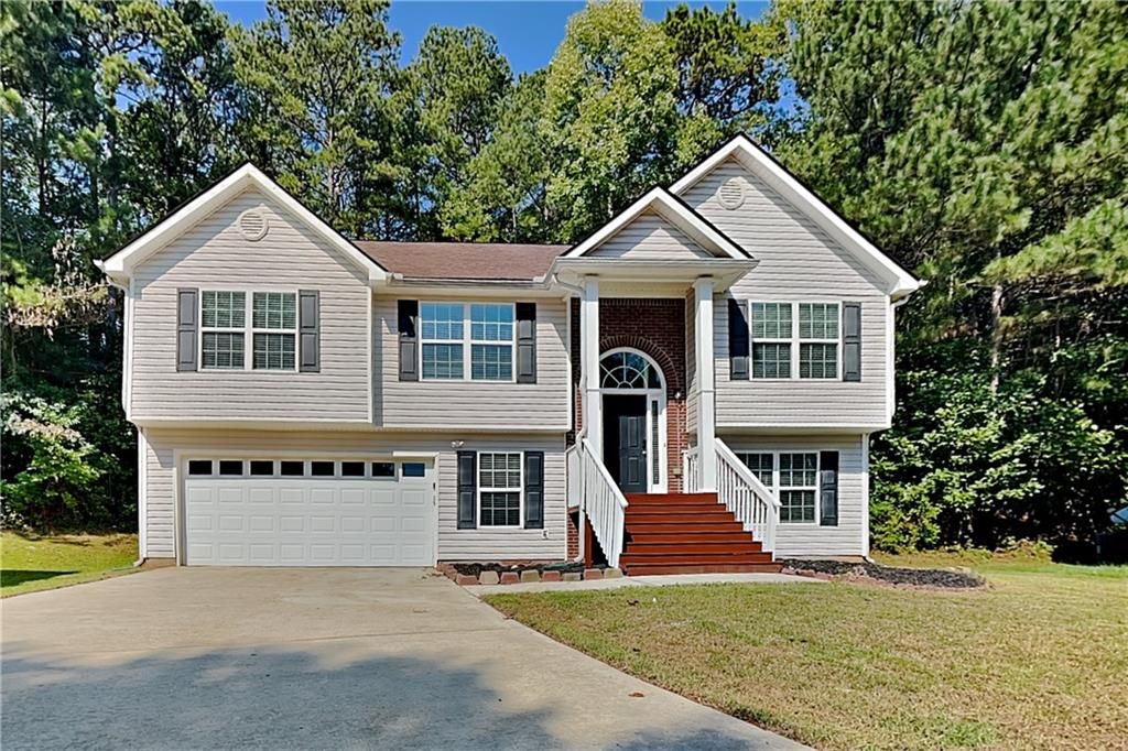 3975 Crestwater Lane, Snellville, GA 30039