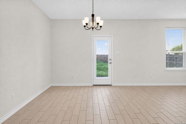3536 Under Par, San Antonio, TX 78245
