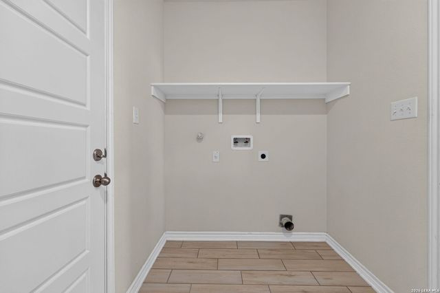 3536 Under Par, San Antonio, TX 78245