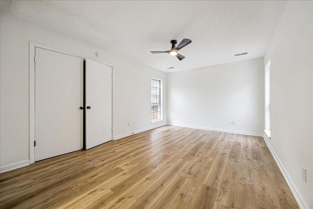 4309 BEECHCLIFF LN, Memphis, TN 38128