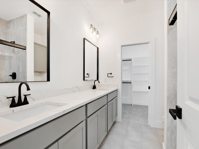 5501 Fm 879, Garrett, TX 75119