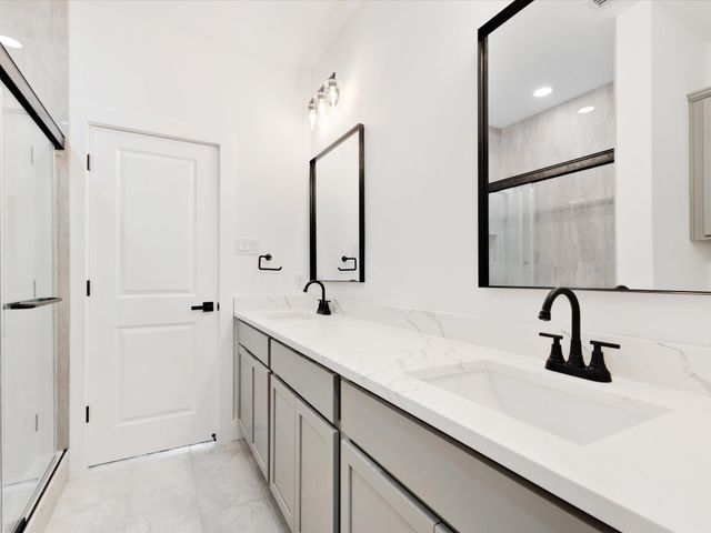 5501 Fm 879, Garrett, TX 75119