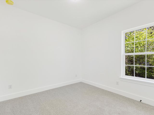 5501 Fm 879, Garrett, TX 75119