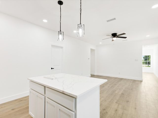 5501 Fm 879, Garrett, TX 75119