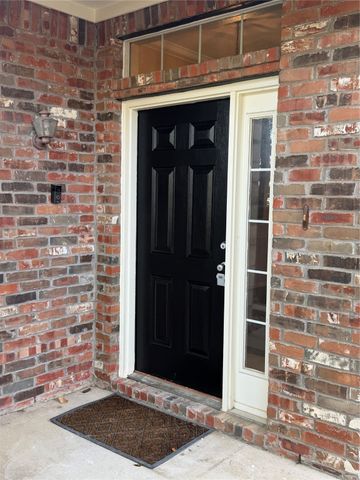 156 Leonard Street, Lewisville, TX 75057