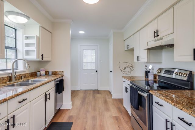 1018 27th Street, Gulfport, MS 39501