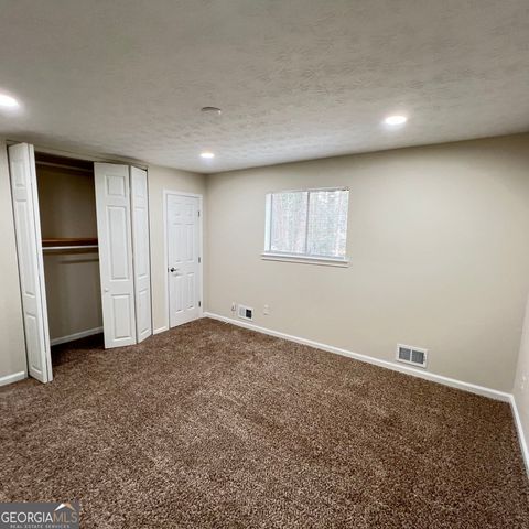 9028 Raven Drive, Jonesboro, GA 30238