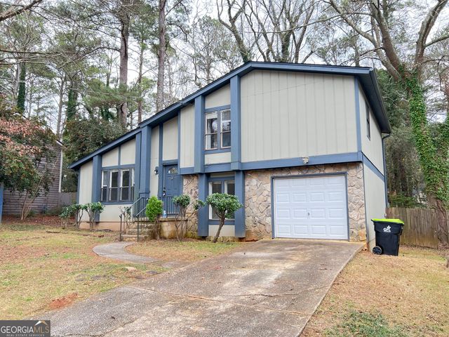 9028 Raven Drive, Jonesboro, GA 30238