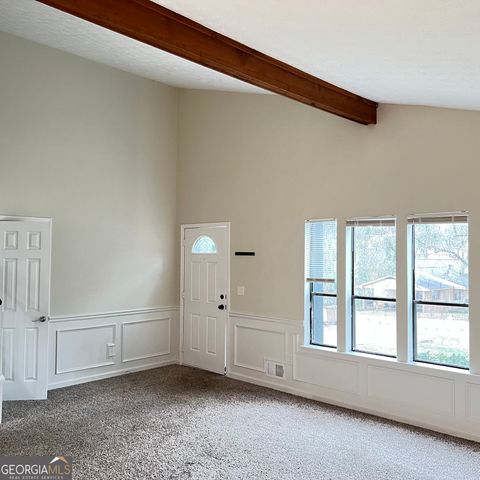 9028 Raven Drive, Jonesboro, GA 30238