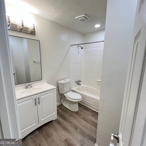 9028 Raven Drive, Jonesboro, GA 30238