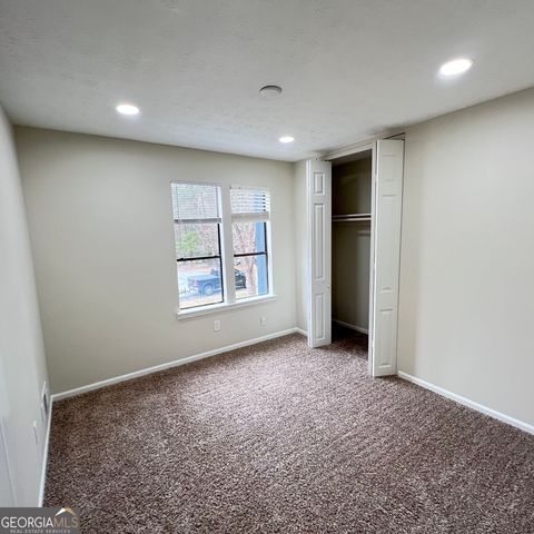 9028 Raven Drive, Jonesboro, GA 30238