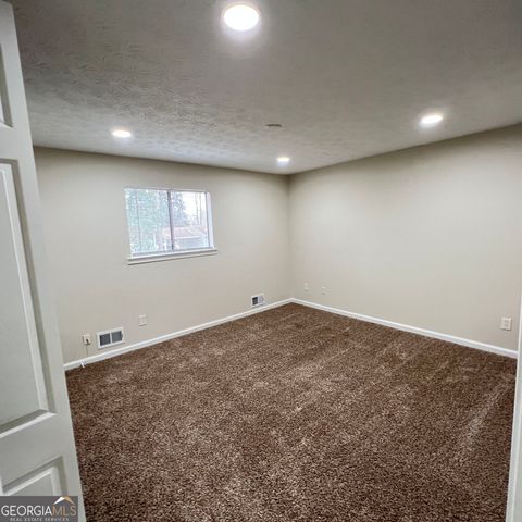 9028 Raven Drive, Jonesboro, GA 30238