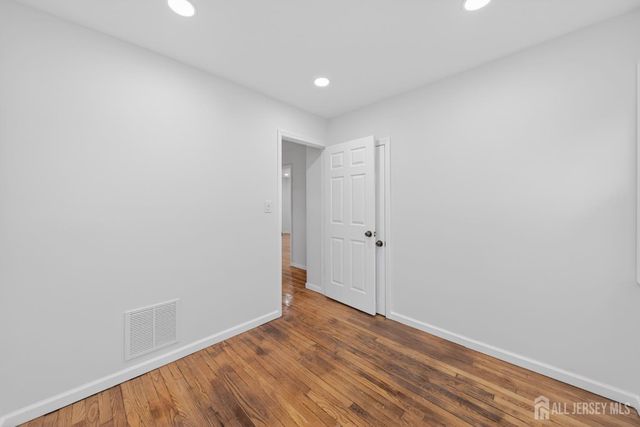 33 Cornell Street, Avenel, NJ 07001