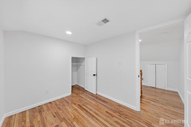 33 Cornell Street, Avenel, NJ 07001