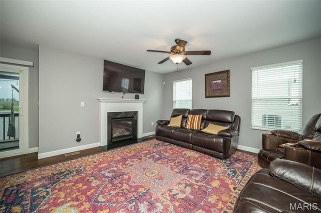 1338 Orchard Lakes Circle, Belleville, IL 62220