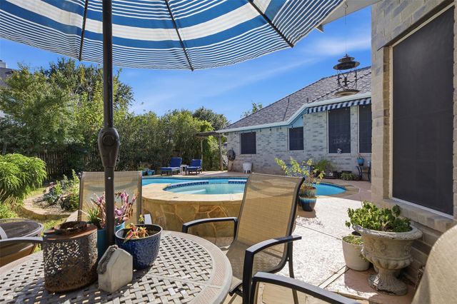 9005 Brimstone LN, Austin, TX 78717