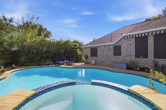 9005 Brimstone LN, Austin, TX 78717