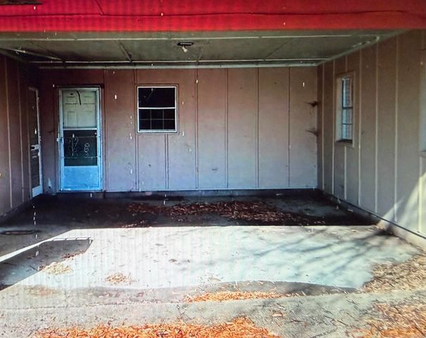 3320 S Main St, Pine Bluff, AR 71601
