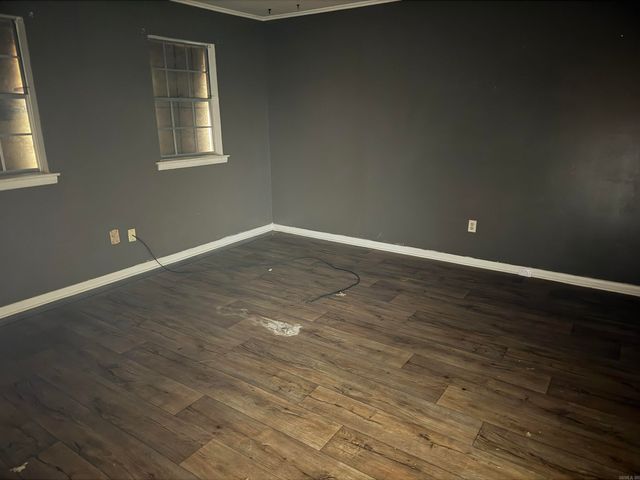 3320 S Main St, Pine Bluff, AR 71601