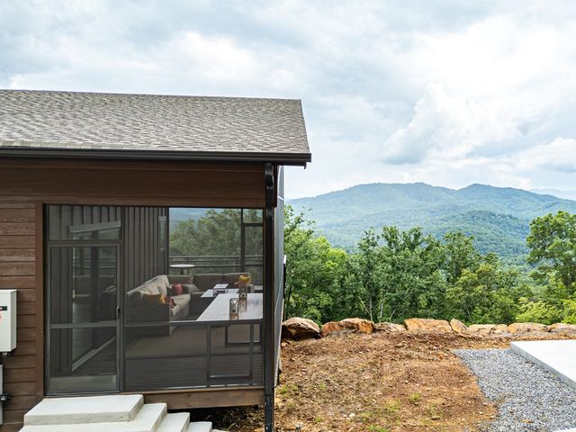 629 Peaks Drive, Hayesville, NC 28904