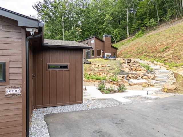 629 Peaks Drive, Hayesville, NC 28904