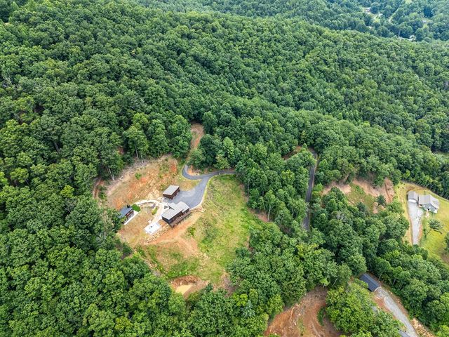 629 Peaks Drive, Hayesville, NC 28904