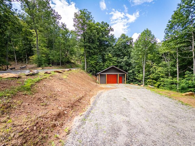 629 Peaks Drive, Hayesville, NC 28904